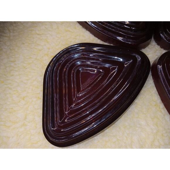 Vintage Royal Ruby Triangle Tray Set Of 4 Anchor Hocking Ruby Red Small Trays - Picture 4 of 8